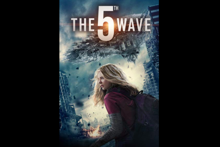 Chloe Grace Moretz dalam poster film The 5th Wave.