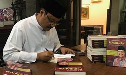 Gus Ipul Tawarkan Perubahan Berkelanjutan di Dalam Bukunya 
