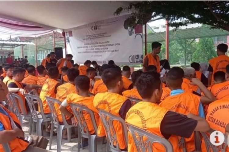  1.205 napi Rutan Bandarlampung Provinsi Lampung melakukan pemeriksaan penyakit TBC. 
