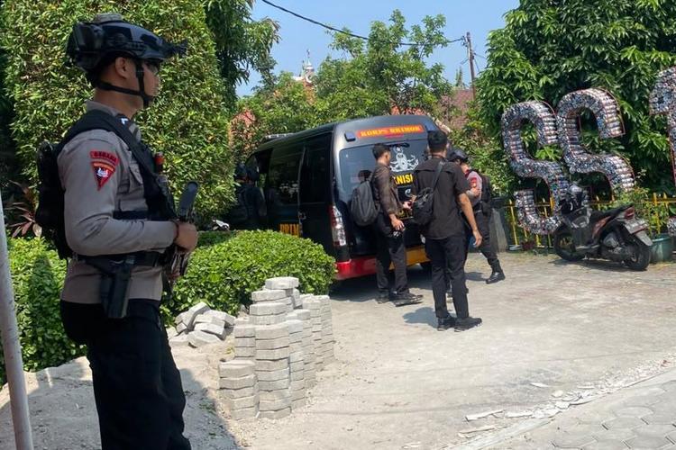 Polisi Kantongi Identitas Peneror Bom di SDN Srengseng Sawah 15 Jaksel