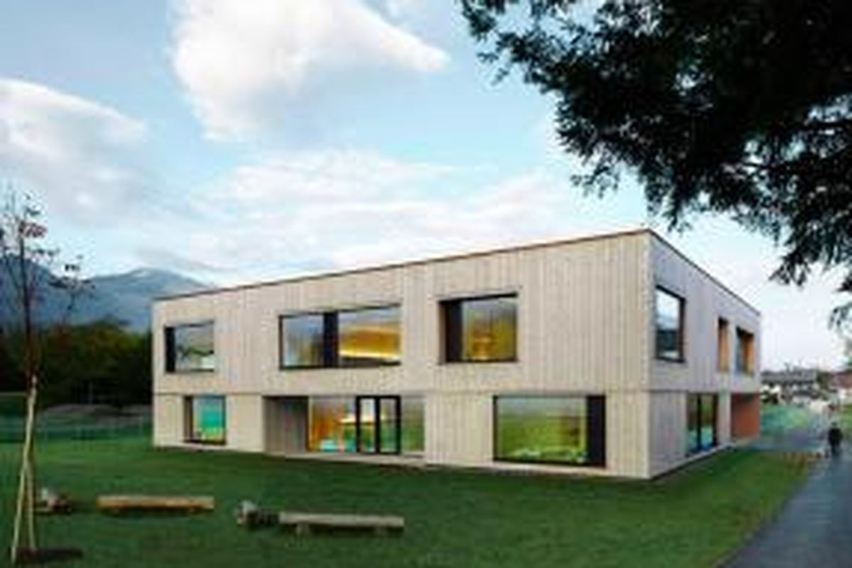 Bernardo Bader Architects membuat sebuah taman kanak-kanak bernama Kindergarten Susi Weigel di Bludenz, kota kecil di kaki gunung sebelah barat Austria.