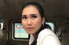 Ayu Ting Ting Perketat Penjagaan Setelah Rumahnya Dilempari Pembalut dan Celana Dalam Bekas