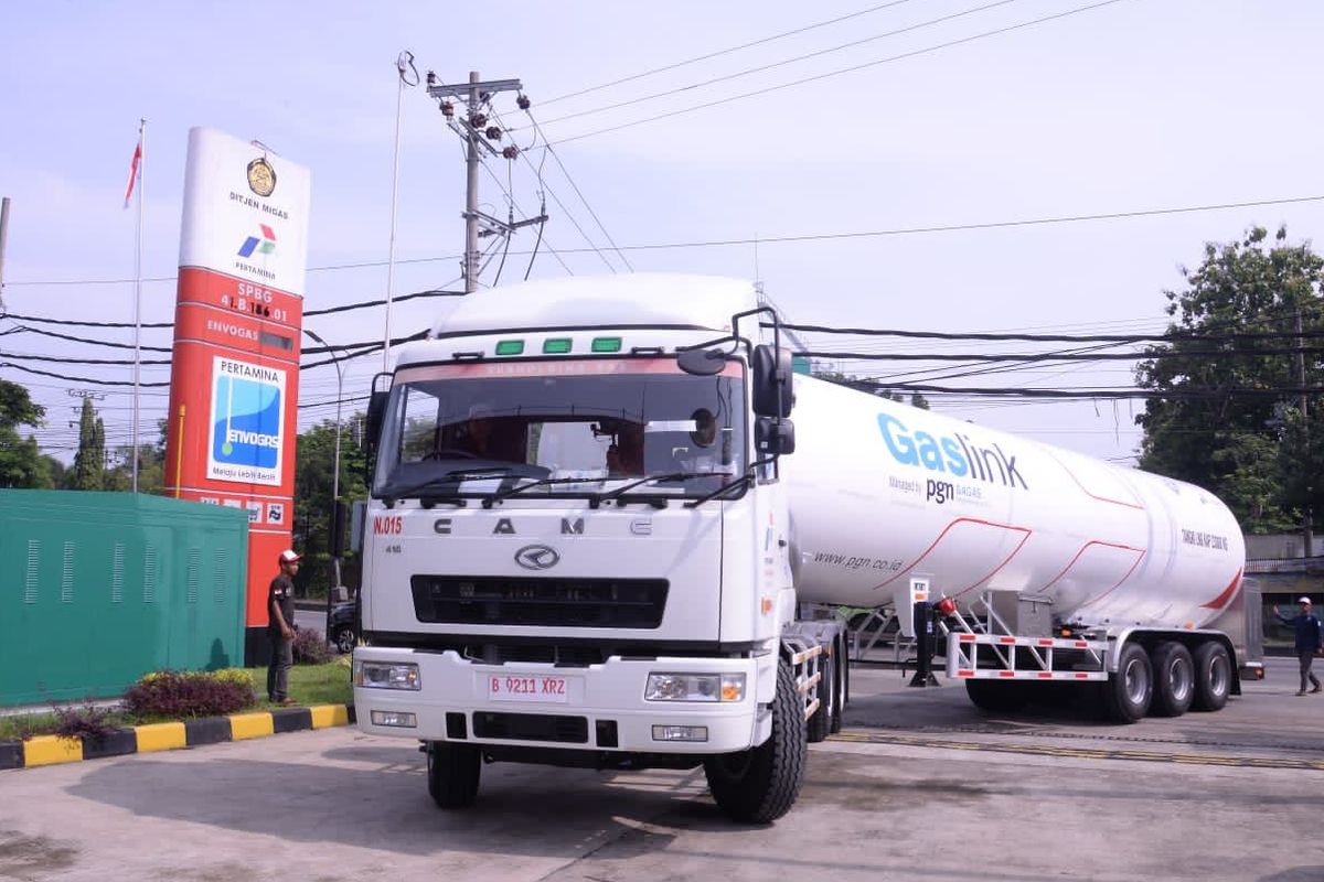 Proyek pertama penggunaan LNG cair untuk bahan bakar truk pengakut BBG diuji coba pertama kali pada minggu ketiga Januari 2023. 