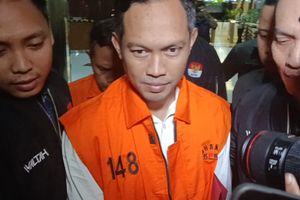 Fakta-fakta OTT Bupati Cilacap: Palak SKPD demi THR Lebaran