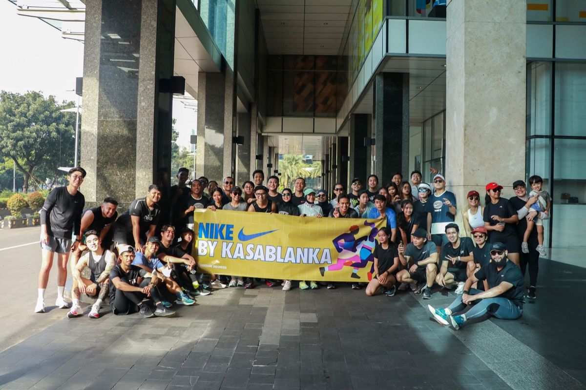 Dalam rangka aktivasi bertema Community Run bersama Maem Running Club, Nike by Kasablanka mengeluarkan terobosan baru. 