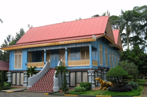 Rumah Melayu Atap Belah Bubung, Riau