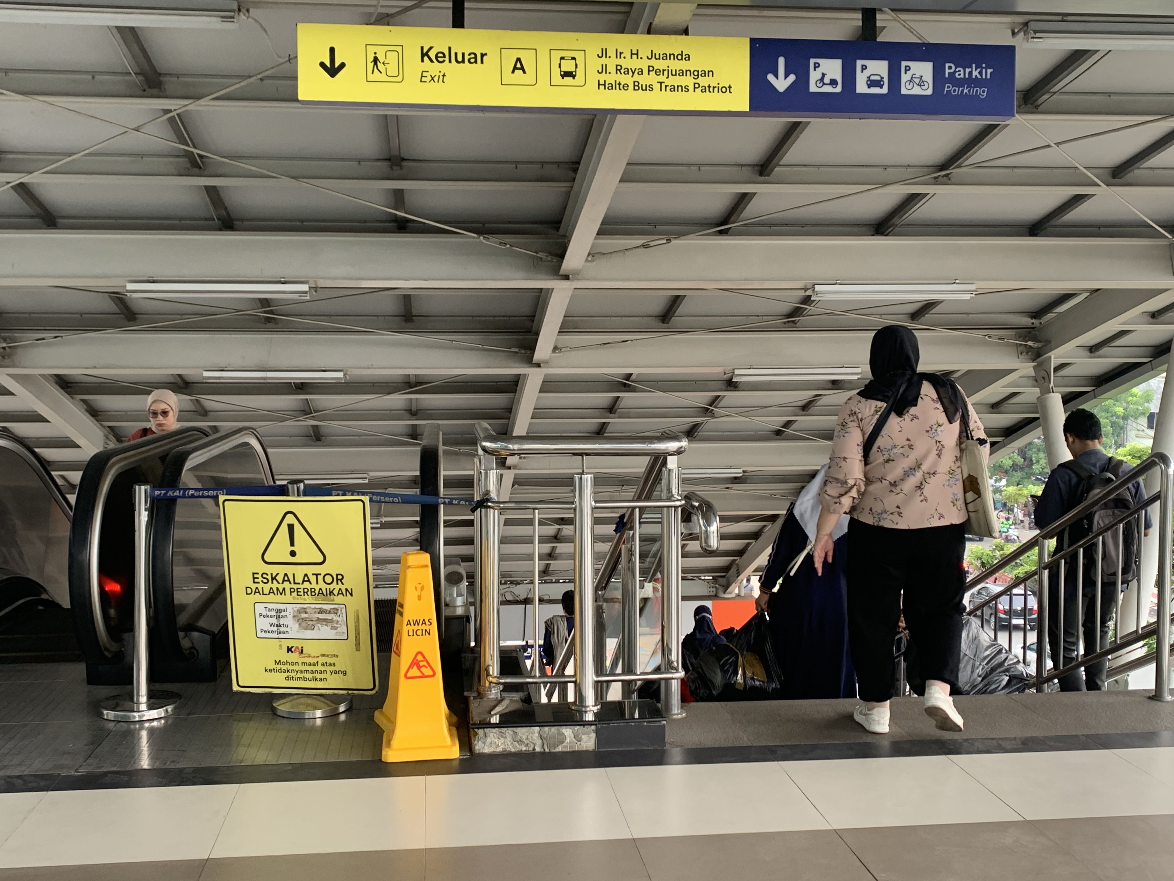 Eskalator Stasiun Bekasi Rusak sejak 2023, BTP Jakarta: Pertengahan Februari Sudah Beroperasi