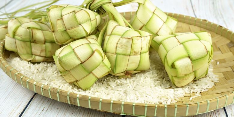 Ketupat adalah salah satu hidangan khas Lebaran di Indonesia