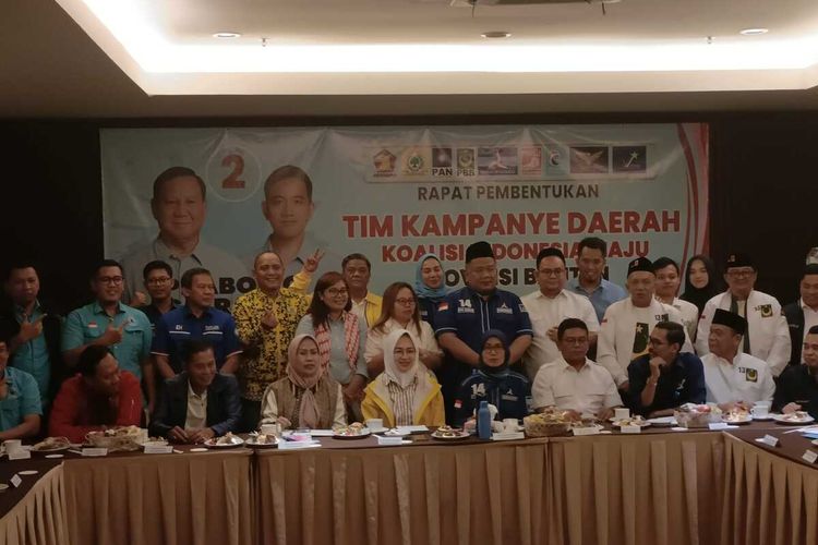 Jajaran pengurus Tim Kampanye Daerah (TKD) Prabowo Gibran Banten terbentuk. Airin Rachmi Diany menjadi ketua setelah adanya SK dari TKN.