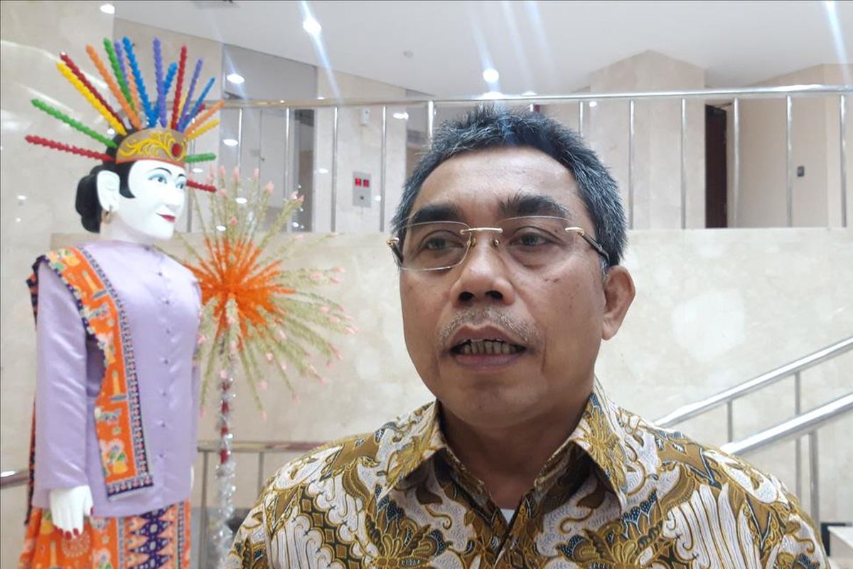 Ketua Fraksi PDIP DPRD DKI Jakarta Gembong Warsono di Gedung DPRD DKI Jakarta, Senin (15/7/2019)