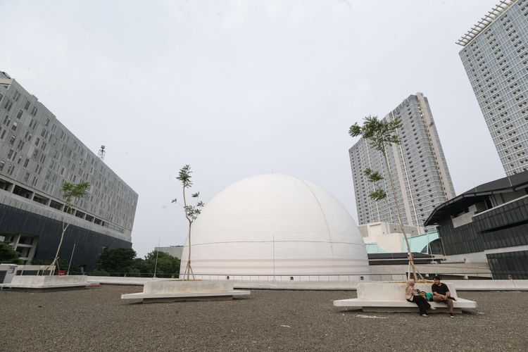 Wajah baru Taman Ismail Marzuki (TIM), Jakarta setelah proses revitalisasi, Senin (26/9/2022). Revitalisasi TIM menghabiskan dana 1,4 triliun dan mulai dibuka untuk umum secara bertahap sejak Juni 2022.