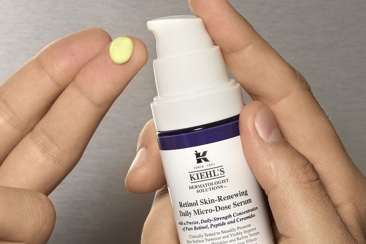 Kiehls Retinol Skin-Renewing Daily Micro-Dose Serum.
