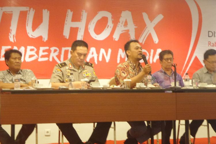 Paparan diskusi bertajuk Hantu Hoaks Dalam Pemberitaan Media di Hotel Oria, Jakarta Pusat, Rabu (14/3/2018).