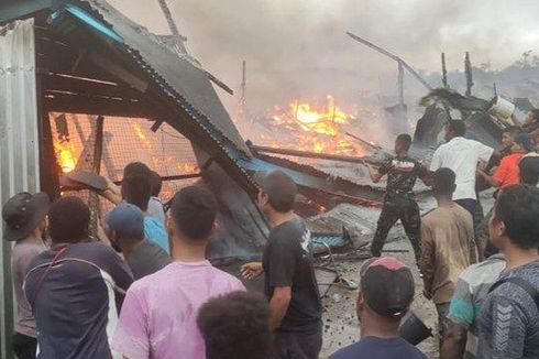 Pasar Dolog Agats Papua Terbakar, Ratusan Kios dan Rumah Dilalap Api