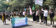 Apresiasi Festival Drum Band, Plt Bupati Malang Harap Para Santri Berkontribusi untuk Pembangunan Daerah