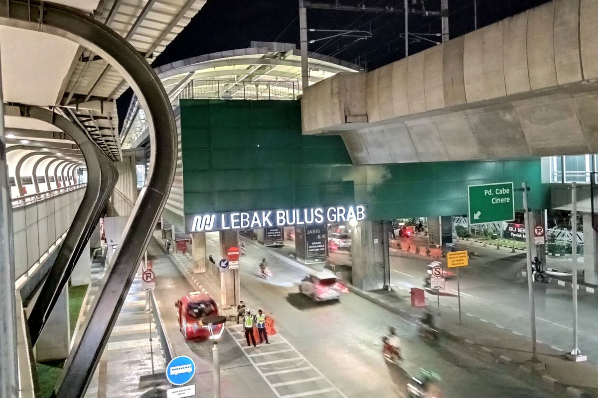 Stasiun MRT Lebak Bulus Grab.