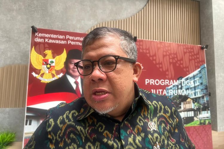Wakil Menteri PKP Fahri Hamzah saat ditemui di Kantor Kementerian PKP, Jakarta, Rabu (25/6/2025).