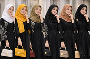 Tren Baju Lebaran 2026: Gamis Hitam Cocok dengan Jilbab Warna Apa? Ini 7 Kombinasi Stylish dan Elegan