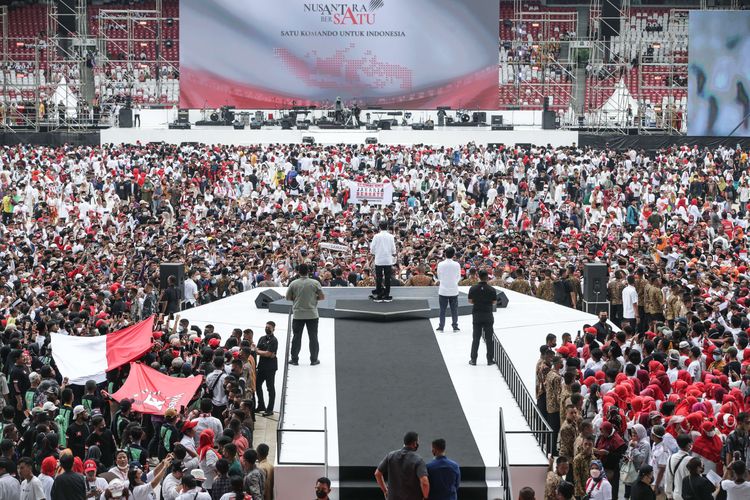 GBK Boleh Dipakai Relawan Jokowi tapi Konser Tidak, Benarkah karena Renovasi?