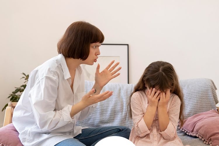 Orangtua harus bisa belajar mengelola emosi anak.