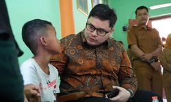 Kisah Restu, Anak di Kediri yang Kembali Bersekolah Berkat Bantuan Mas Dhito