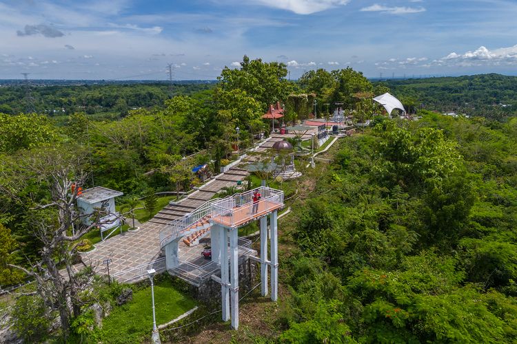 Bukit Sidoguro di Klaten, Jawa Tengah.