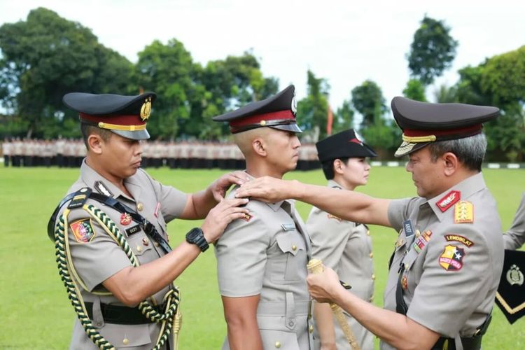 50 Ide Ucapan Selamat Kenaikan Pangkat Polisi untuk Atasan, Formal dan Penuh Hormat