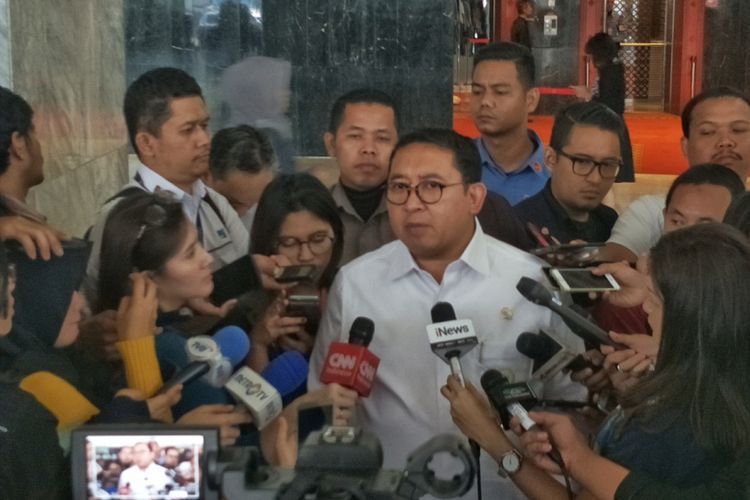 Wakil Ketua Umum Partai Gerindra Fadli Zon saat ditemui di Kompleks Parlemen, Senayan, Jakarta, Senin (2/4/2018).