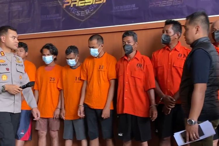 Bersih-bersih Premanisme di Jakpus: Ratusan Bendera Ormas Diturunkan, 9 Orang Tersangka