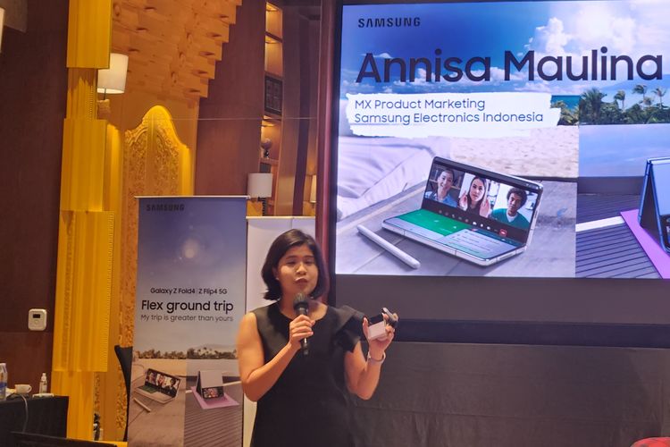 Product Marketing Manager Samsung Electronics Indonesia, Annisa Nurul Maulina dalam acara Flex Ground Trip di Hotel Indigo Seminyak, Bali, Senin (10/10/2022).