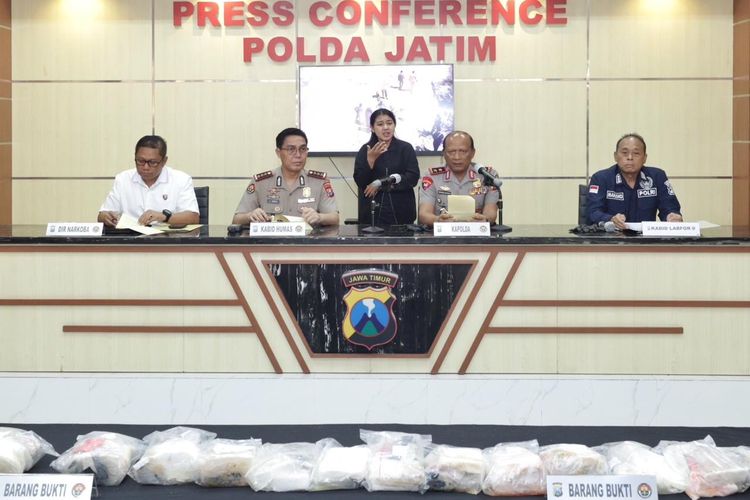 22 Kg Kokain Siap Pakai Terdampar di Kawasan Wisata Gili Genting Sumenep 