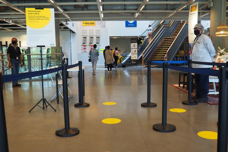 IKEA buka kembali dengan protokol kesehatan