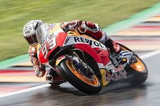 Senggol Vinales, Marquez Bikin Kejutan 