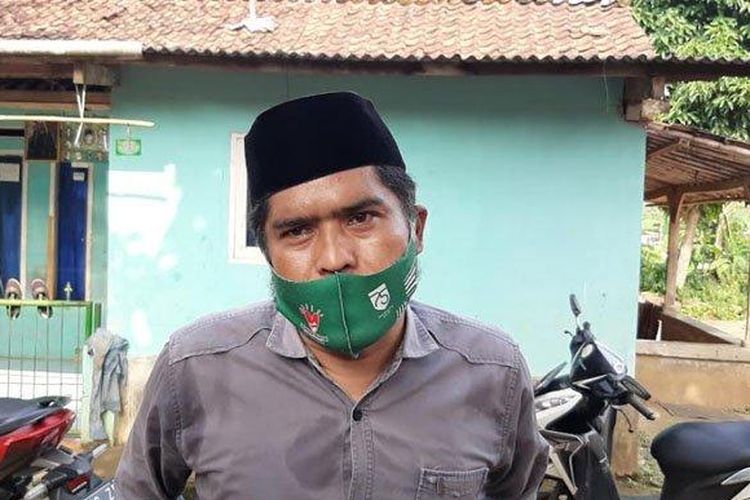 Ketua RW 10 Kampung Baru, Desa Ragajaya, Kecamatan Bojonggede, Kabupaten Bogor, Syarif Nurzaman (TribunnewsBogor.com/Yudistira Wanne)