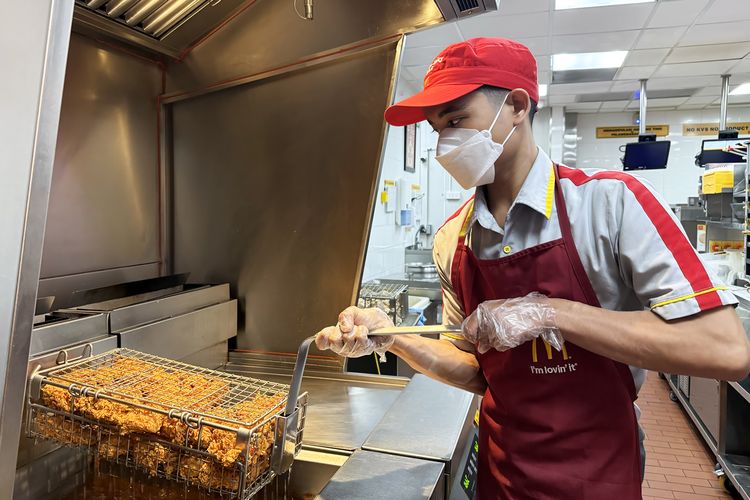 Rahasia di Balik Dapur McDonald's Indonesia, Apa Saja Isinya?