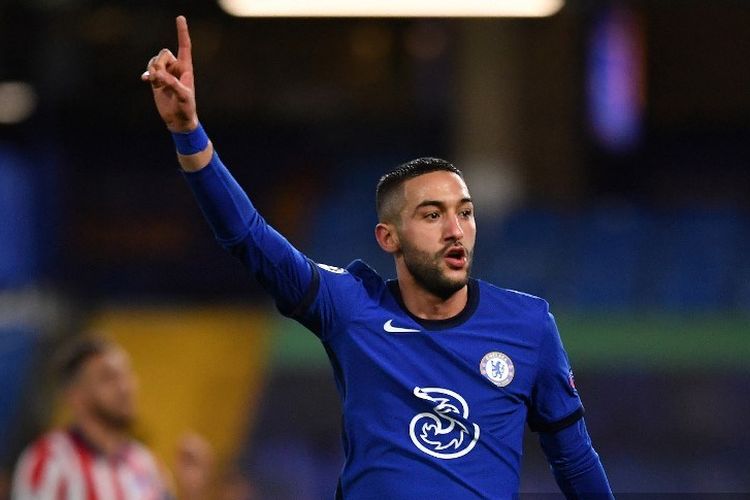 Gelandang Maroko Chelsea, Hakim Ziyech, merayakan gol pertama timnya dalam pertandingan leg kedua babak 16 besar Liga Champions antara Chelsea dan Atletico Madrid di Stamford Bridge di London pada 17 Maret 2021.