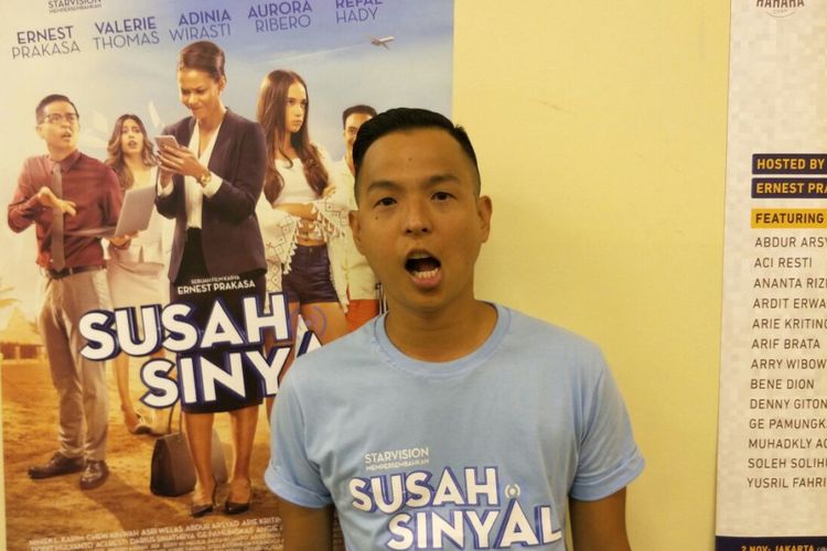 Ernest Prakasa saat ditemui dalam jumpa pers Susah Sinyal Stand Up Comedy Tour di kawasan Kuningan, Jakarta Selatan, Kamis (2/11/2017).