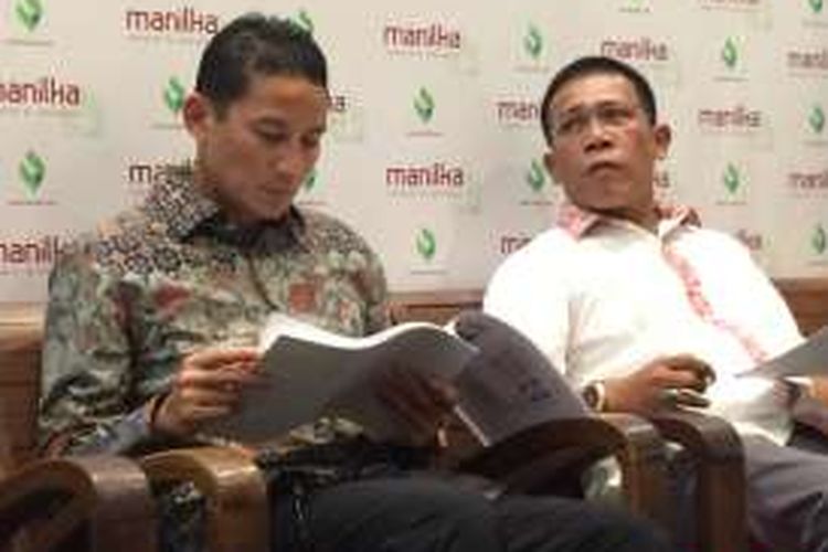 Bakal calon gubernur Partai Gerindra, Sandiaga Uno dan Politisi PDI-P, Masinton Pasaribu di Bakoel Coffee, Menteng, Jakarta Pusat, Minggu (21/8/2016).