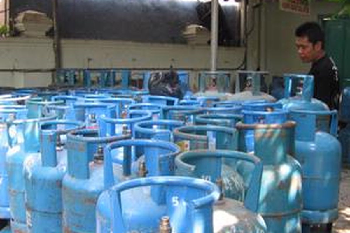 tabung kosong di sebuah agen di Pacitan