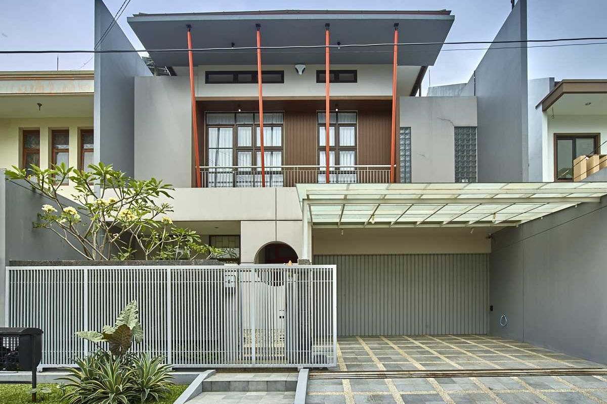 Tampak depan Tena House Mekar Wangi karya Dinardithen Studio 
