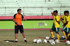 Persib Vs Persebaya, Benahi Finishing Persebaya, Wolfgang Pikal: Saya Bukan Sihir