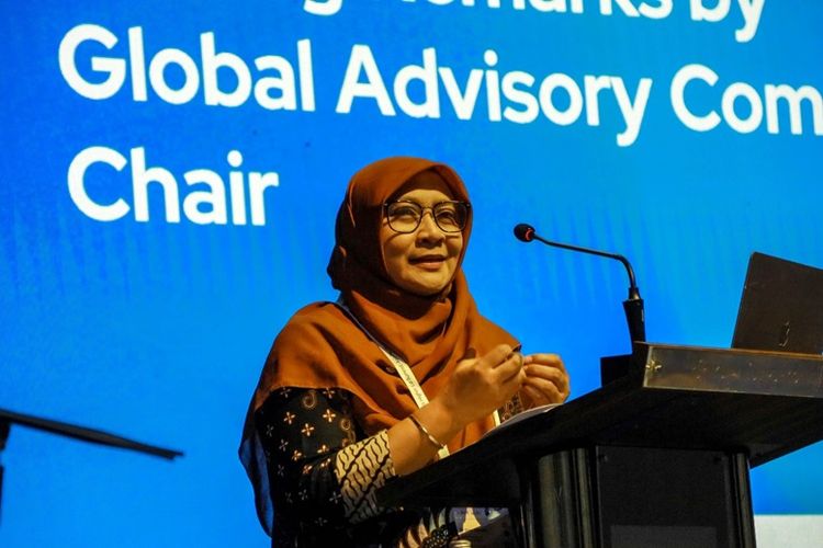 Ketua Badan Perencanaan dan Pengembangan (BPP) Universitas Airlangga (Unair) sekaligus Chair for Asia Pacific Global Advisory Committee Dr Dian Ekowati PhD. 
