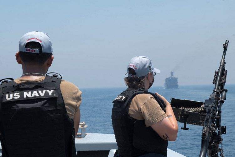 Militer AS Pakai Robot untuk Bersihkan Ranjau di Selat Hormuz