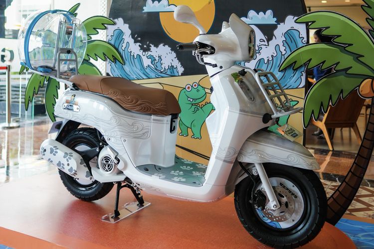 Modifikasi Yamaha Fazzio ala Zee Eks JKT48