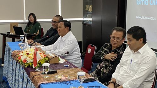 Prabowo Didampingi Maruarar Sirait Berkunjung ke PGI Salemba
