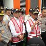 Tinjau Puncak Bareng Menhub, Menko PMK Minta Pemilik Bus Penuhi Aspek Keselamatan. 