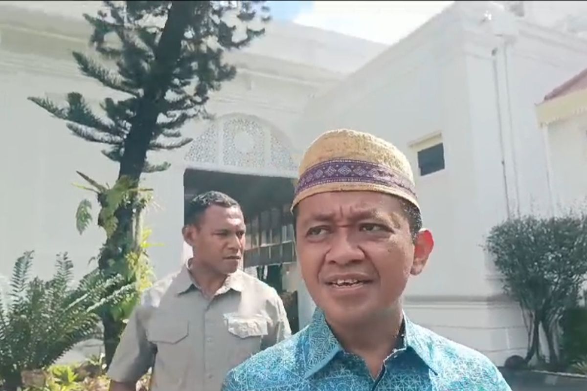 Menteri Investasi Bahlil Lahadalia di Kompleks Istana Kepresidenan, Jakarta Pusat, Jumat (2/2/2024). 