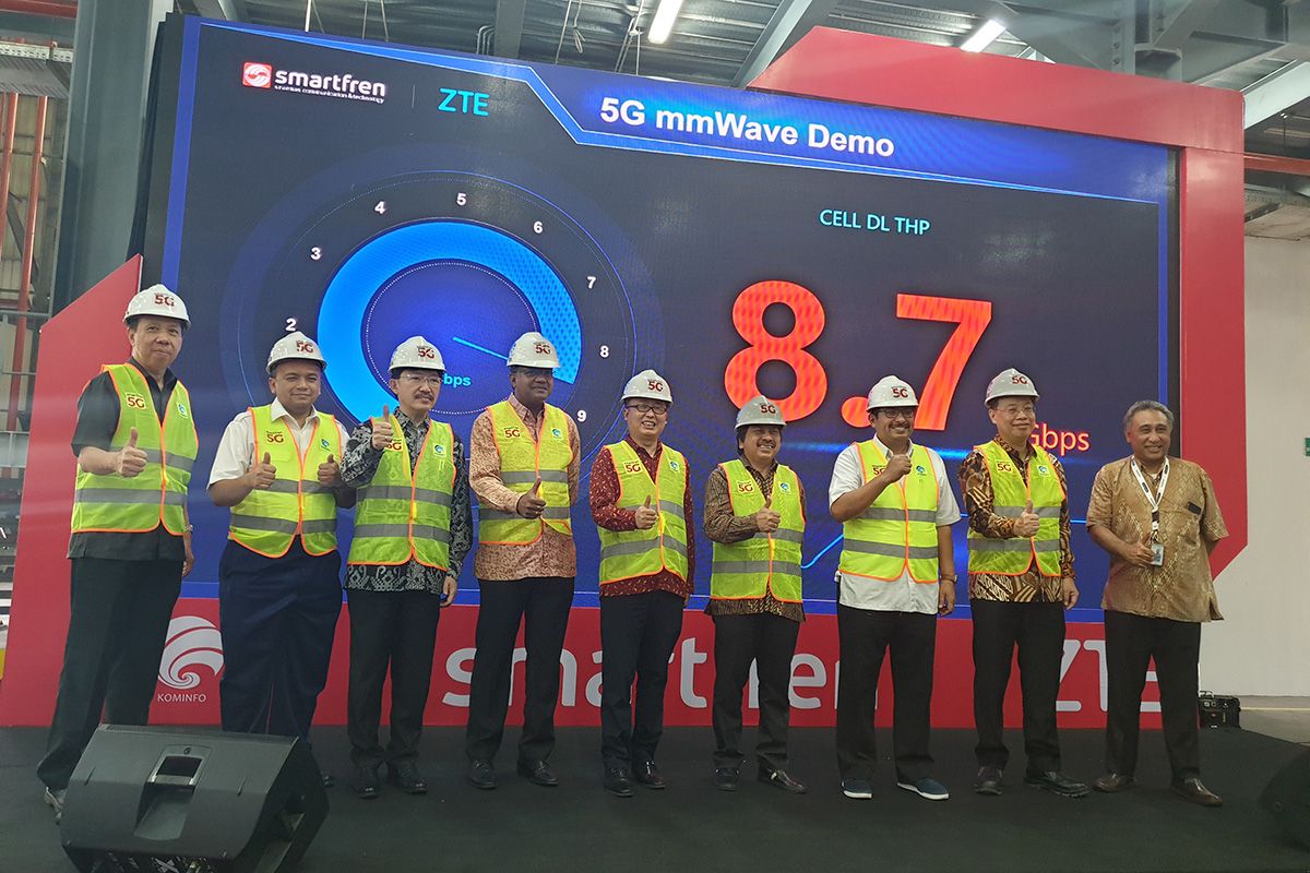 Hasil uji coba jarignan 5G Smartfren di kawasan Marunda, Jakarta Utara, Senin (19/8/2019).