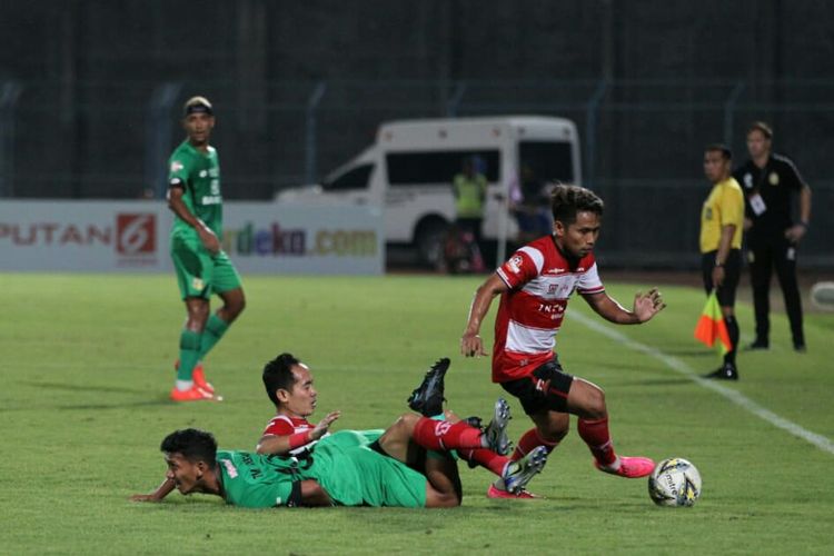 Pertandingan pekan ke-28 Liga 1 2019 antara Madura United vs Bhayangkara FC, di Stadion Gelora Bangkalan, Jumat (22/11/2019).