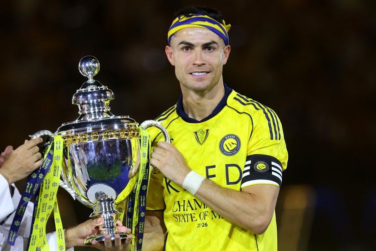 Cristiano Ronaldo membantu Al Nassr mengunci gelar Liga Pro Arab Saudi dengan kemenangan 4-1 atas Damac di Stadion Al-Awwal Park di Riyadh pada laga terakhir musim, Jumat (22/5/2026) dini hari WIB.